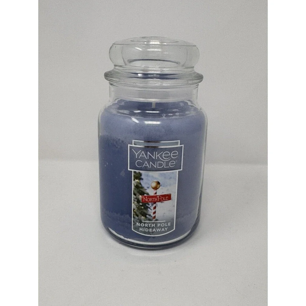 YANKEE CANDLE North Pole Hideaway Large 22oz Jar Candle Passport to the Holidays